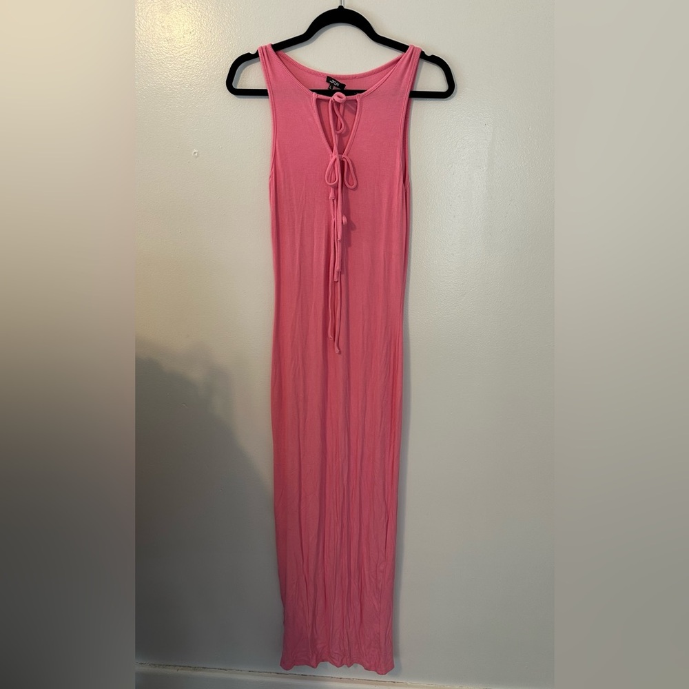 Elegant Pink Maxi Dress